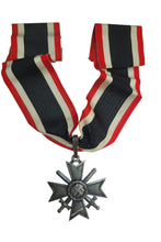 Lade das Bild in den Galerie-Viewer, Ritterkreuz des Kriegsverdienstkreuz 1939 mit Schwertern mit hersteller makierung 900,20 Zimmermann