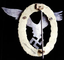Lade das Bild in den Galerie-Viewer, Gemeinsames Flugzeugführer- Und Beobachterabzeichen Der Luftwaffe im Etui, Buntmetall Top Zustand