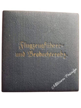 Lade das Bild in den Galerie-Viewer, Gemeinsames Flugzeugführer- Und Beobachterabzeichen Der Luftwaffe im Etui, Buntmetall Top Zustand