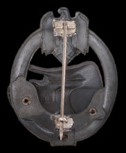 Lade das Bild in den Galerie-Viewer, Panzerkampfabzeichen in Silber EZ 50 hersteller G.B.