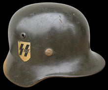 Lade das Bild in den Galerie-Viewer, Hełm M-35 DD Waffen SS