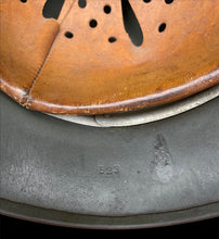 Lade das Bild in den Galerie-Viewer, Hełm M-35 DD Waffen SS