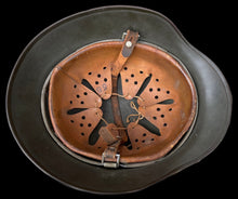 Lade das Bild in den Galerie-Viewer, Hełm M-35 DD Waffen SS