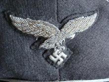 Lade das Bild in den Galerie-Viewer, Luftwaffe Schirmmütze für Offiziere