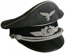 Lade das Bild in den Galerie-Viewer, Luftwaffe Schirmmütze für Offiziere