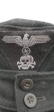 Lade das Bild in den Galerie-Viewer, Waffen-SS Einheitsfeldmütze M43 für Mannschaften Produktion Dachau
