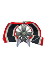 Lade das Bild in den Galerie-Viewer, Ritterkreuz des Kriegsverdienstkreuz 1939 mit Schwertern mit hersteller makierung 900,20 Zimmermann
