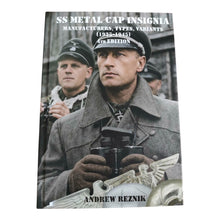 Lade das Bild in den Galerie-Viewer, SS METAL CAP INSIGNIA MANUFACTURERS,TYPES,VARIANTE 
1923-1945 4TH EDITION Andrew Reznik
