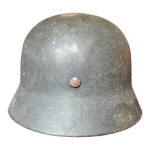 Lade das Bild in den Galerie-Viewer, Luftwaffe Stahlhelm M40 mit Rautarnlackierung
