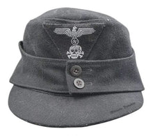 Lade das Bild in den Galerie-Viewer, Waffen-SS Einheitsfeldmütze M43 für Mannschaften Produktion Dachau
