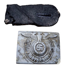 Lade das Bild in den Galerie-Viewer, Koppelschloss Waffen-SS mit Schulterklappe SS Hersteller RZM 155/39 SS
