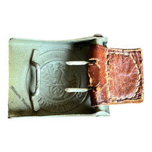 Lade das Bild in den Galerie-Viewer, Postschutz Koppelschloss Schmole &amp; Comp.Menden 1934
