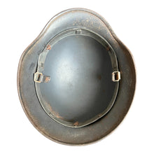 Lade das Bild in den Galerie-Viewer, Luftwaffe Stahlhelm M40 mit Rautarnlackierung

