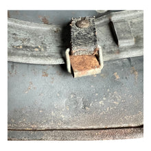 Lade das Bild in den Galerie-Viewer, Luftwaffe Stahlhelm M40 mit Rautarnlackierung
